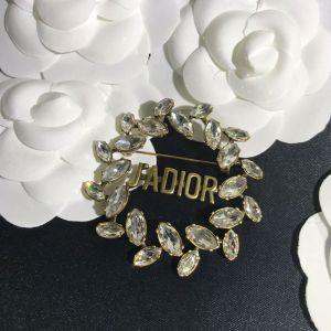 J'Adior Laurel Brooch Gold-Finish Metal and Silver Crystals Gold